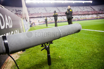 Sevilla  Spanien  Mikrofon in einem Fussballstadion