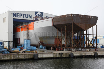 Warnemuende  Deutschland  ein Schiff in der Neptun Werft