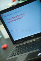 Berlin  Deutschland  Monitor eines Laptops