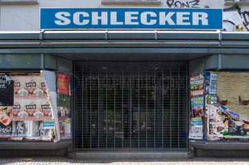 Berlin  Deutschland  geschlossene Schlecker-Filiale in der Schoenhauser Allee