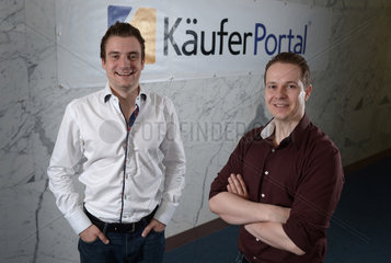 Berlin  Deutschland  Chefs des Berliner Internet-Startup Kaeuferportal Mario Kohle (links) und Robin Behlau