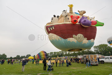 Kiel  Deutschland  Europapremiere des Heissluftballons - Arche Noah