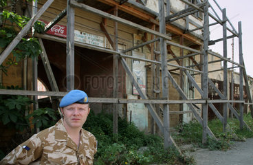 Nikosia  Zypern  ein britischer UN-Soldat in der UN-Pufferzone