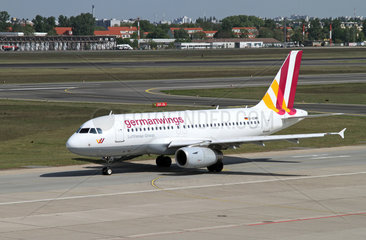 Berlin  Deutschland  Airbus A319 der Fluggesellschaft Germanwings