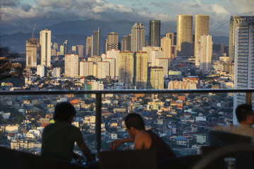 Skyline der Megacity Manila
