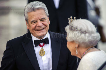 Joachim Gauck + Elizabeth II