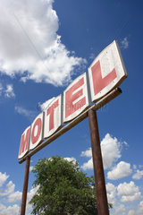 Groom  USA  altes Werbeschild mit der Aufschrift Motel