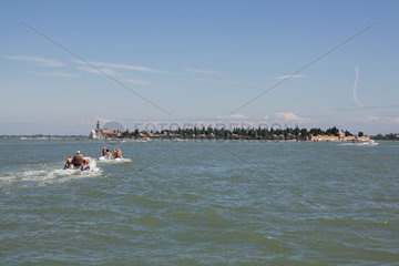 Venedig  Italien  Blick zur Insel San Michele
