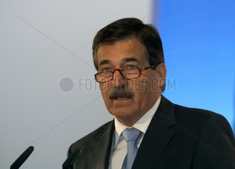 Berlin  Deutschland  Aufsichtsratsvorsitzender der Daimler AG Dr. Manfred Bischoff