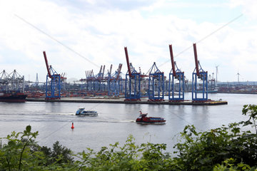 Hamburg  Deutschland  Blick von der Elbchaussee auf den Hafen