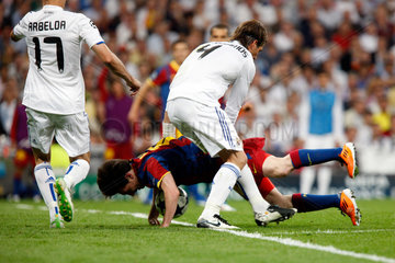 Madrid  Spanien  Kampf um den Ball beim Halbfinale der UEFA Champions League