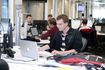 Tallinn  Estland  Mitarbeiter von Skype im Buero des Skype Worldwide Headquarters