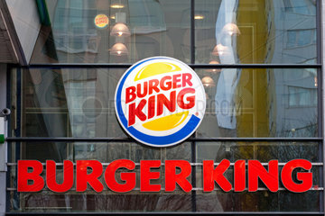 Berlin  Deutschland  Logo an einer Burger King Filiale