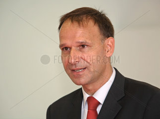 Hans M. Schabert  Vorsitzender des Bereichsvorstands Siemens Transportation Systems