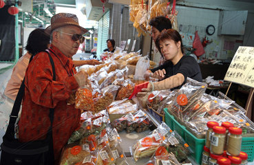 Hong Kong  China  Verkauf von Trockenfischprodukten
