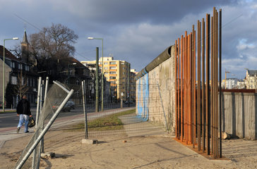 Berlin  Deutschland  Reste der Berliner Mauer in der Bernauer Strasse