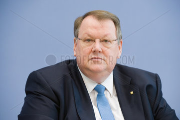 Berlin  Deutschland  Peter Heesen - Bundesvorsitzender des dbb