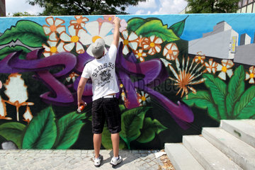 Berlin  Deutschland  Graffitisprayer