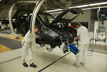 Wolfsburg  Deutschland  die Produktion des VW Golf A6