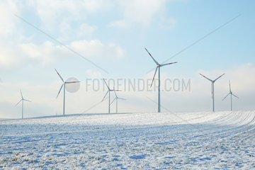 Rehfelde  Deutschland  Windenergieanlagen eines Windparks
