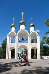 Tiraspol  Republik Moldau  Glockenturm der russisch-orthodoxen Herz-Jesus-Kirche