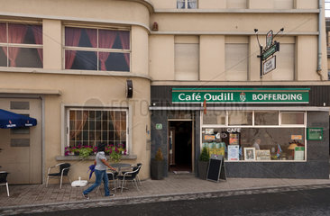 Schengen  Grossherzogtum Luxemburg  ein Cafe in Schengen