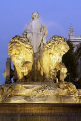 Madrid  Spanien  der Brunnen Fuente de Cibeles auf dem Plaza de Cibeles