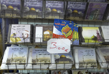 Berlin  Auswahl an CDs mit religioesen Texten aus dem Koran