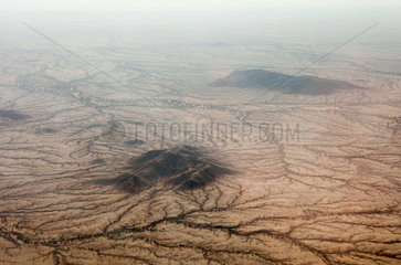 Kakuma  Kenia - Luftaufnahme der Region Lodwar  Turkana Countys im Nordwesten Kenias.