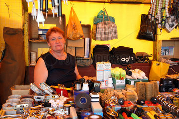 Brest  Weissrussland  ein Verkaufsstand fuer Elektronik und Haushaltswaren