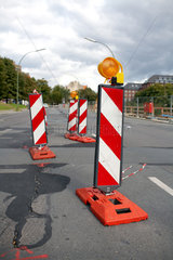 Berlin  Deutschland  Warnbaken auf einer Strasse