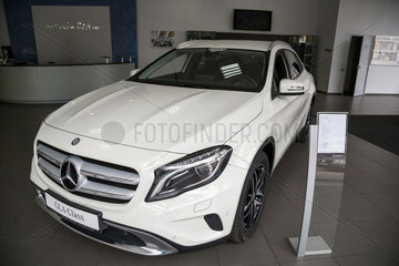 Odessa  Ukraine  ausgestellter Mercedes GLA im Mercedes-Salon