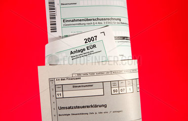 Berlin  Deutschland  Formularvordrucke zur Einkommensteuererklaerung fuer 2007