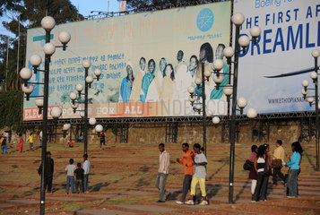 Addis Abeba  Aethiopien  Abendstimmung am Meskel Platz  Meskel Square.