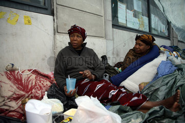 Paris  Frankreich  afrikanische Frauen bei einer Demonstration gegen Obdachlosigkeit