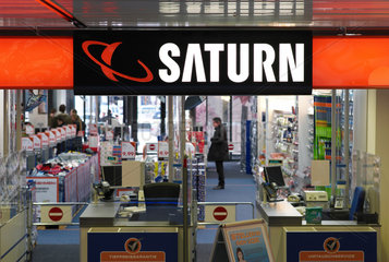 Berlin  Deutschland  Elektronikgeschaeft Saturn im Europacenter