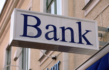 Vaestervik  Schweden  Hinweisschild Bank