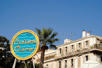 Cannes  Schild an der Croisette