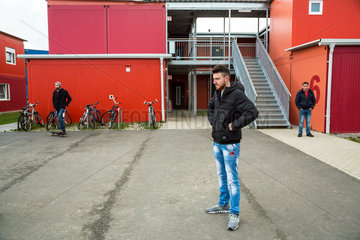 Bremen  Deutschland  syrische Fluechtlinge im Uebergangswohnheim Ueberseetor