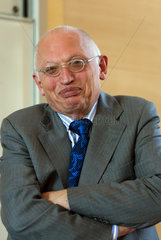 Posen  Polen  Guenter Verheugen  Honorarprofessor an der Europa-Universitaet Viadrina in Frankfurt (Oder)