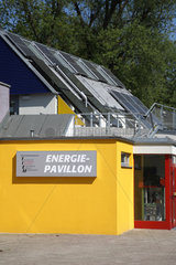 Berlin  Deutschland  Energiepavillon mit Solaranlage