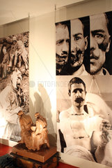 Verdun  Frankreich  Fotos von Kriegsverletzten in Mahnmal-Museum