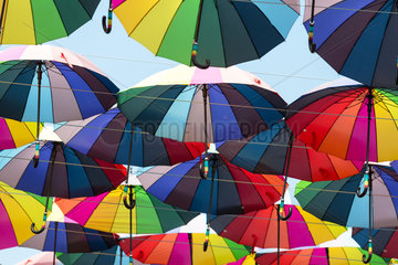 Odessa  Ukraine  Installation mit Regenschirmen im Arcadia Resort
