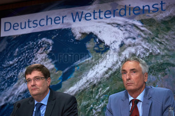 Berlin  Deutschland  Gerhard Adrian und Hans-Joachim Koppert  Deutscher Wetterdienst