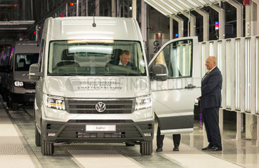 Wreschen  Polen  Eroeffnung des Werks von Volkswagen Nutzfahrzeuge
