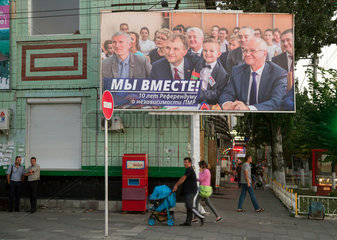 Bender  Republik Moldau  Plakat zum Referendum zur Unabhaengigkeit