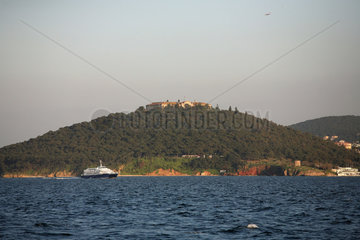 Heybeliada  Tuerkei  die zweitgroesste der Prinzeninseln im Marmarameer vor Istanbul