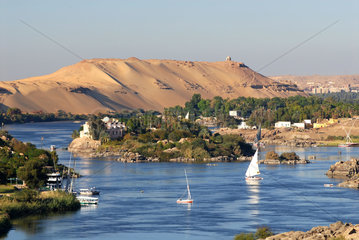 Assuan  Aegypten  Landschaft am Nil