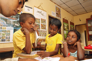 Hikkaduwa  Sri Lanka  Organisation fuer Strandkinder