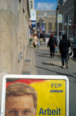 Berlin  Deutschland  Wahlplakat der FDP mit Guido Westerwelle